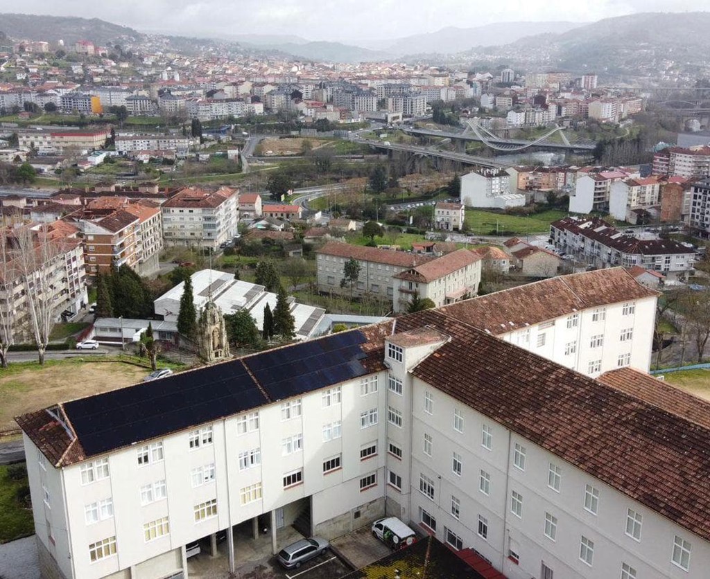 Foto 2 Proyecto de Autoconsumo en Seminario Diocesano de Ourense ( Obispado de Ourense).